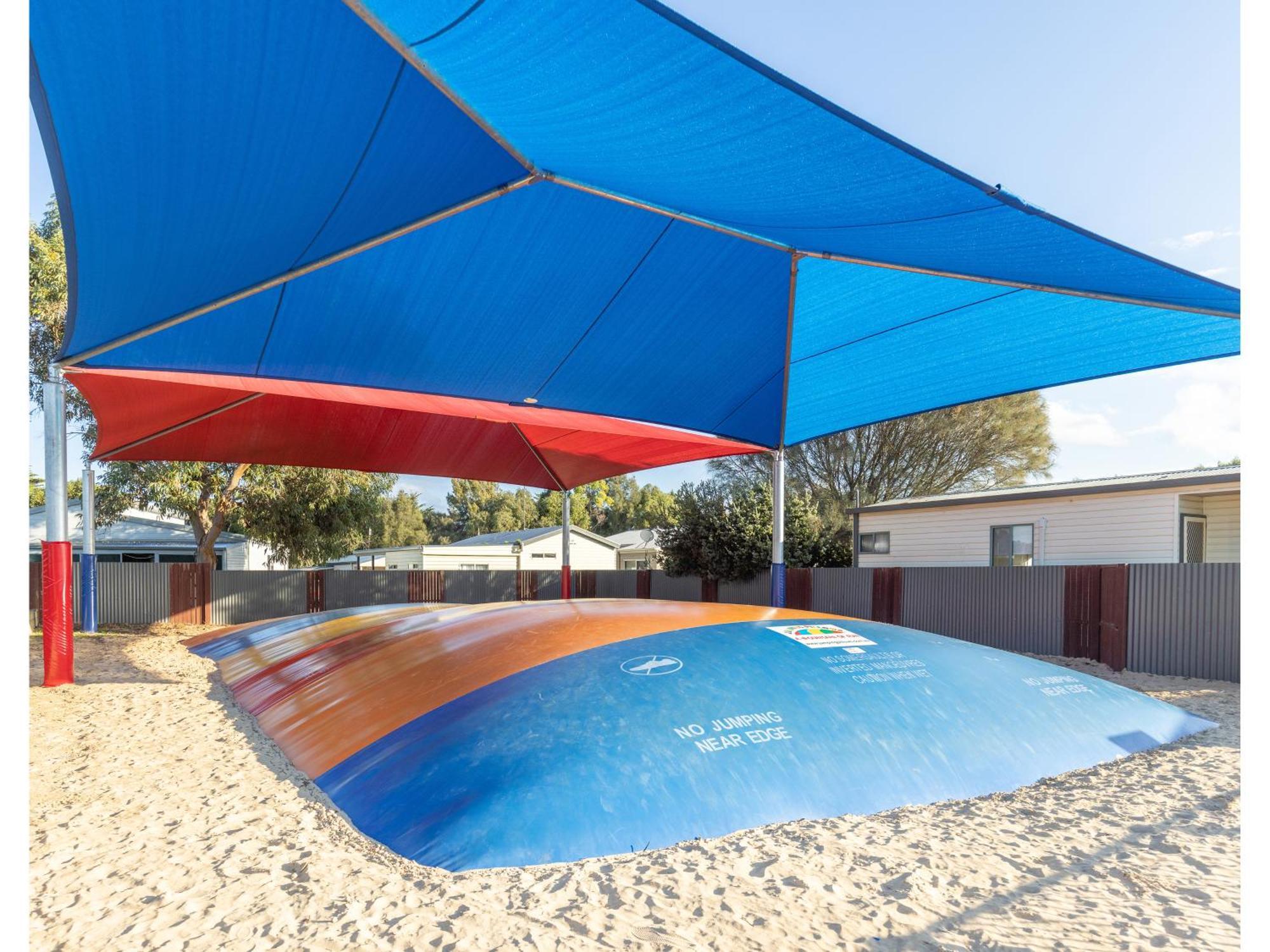 Nrma Warrnambool Riverside Holiday Park ภายนอก รูปภาพ