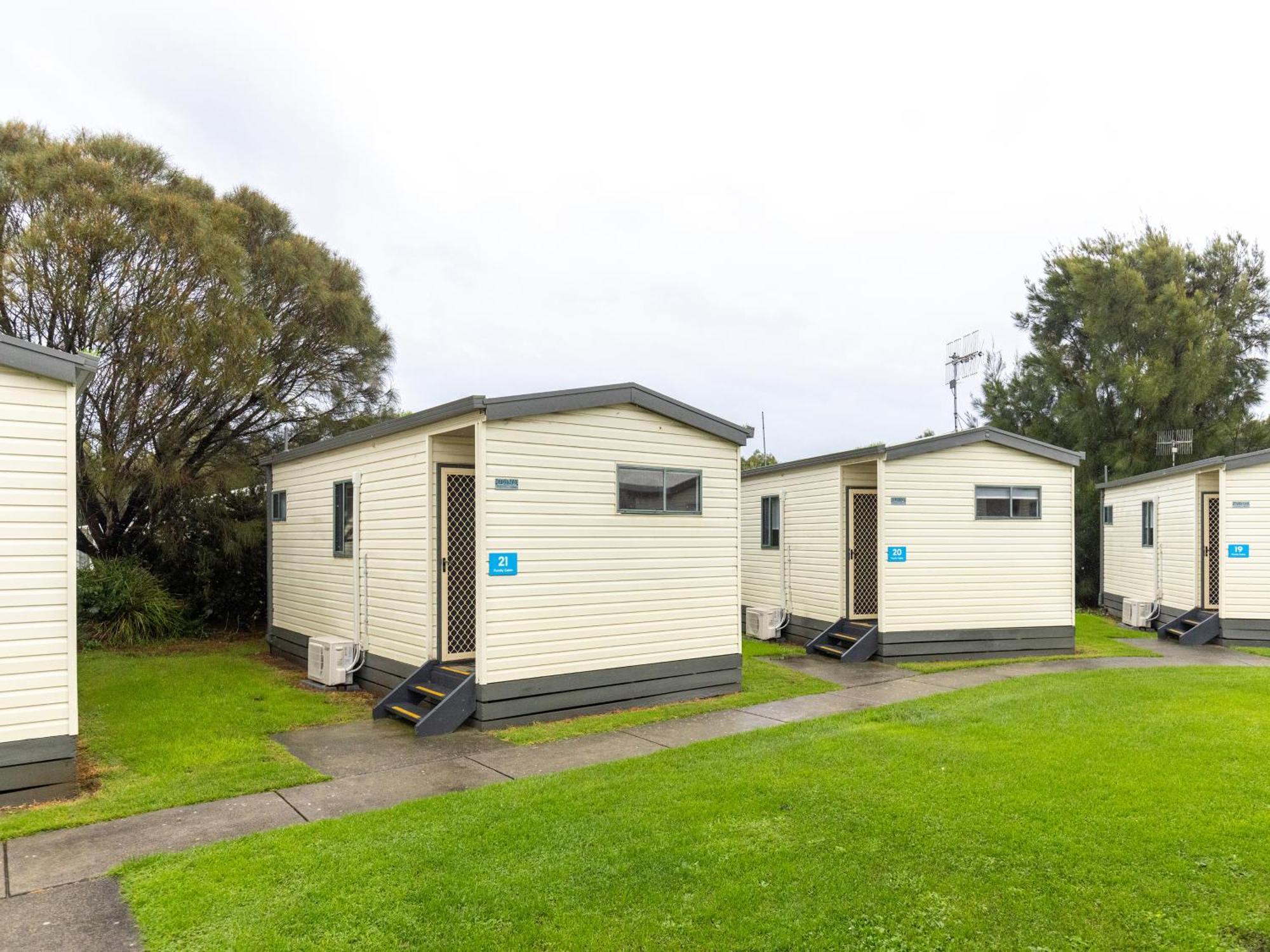 Nrma Warrnambool Riverside Holiday Park ห้อง รูปภาพ