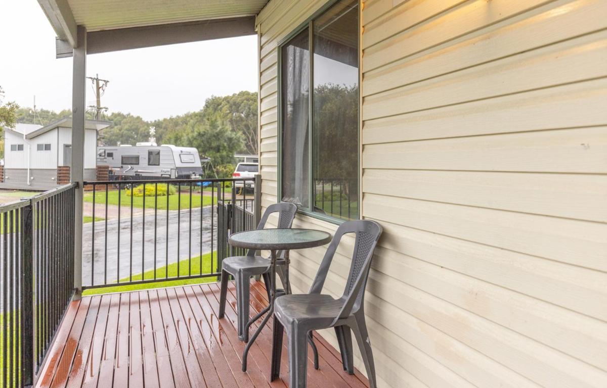 Nrma Warrnambool Riverside Holiday Park ภายนอก รูปภาพ