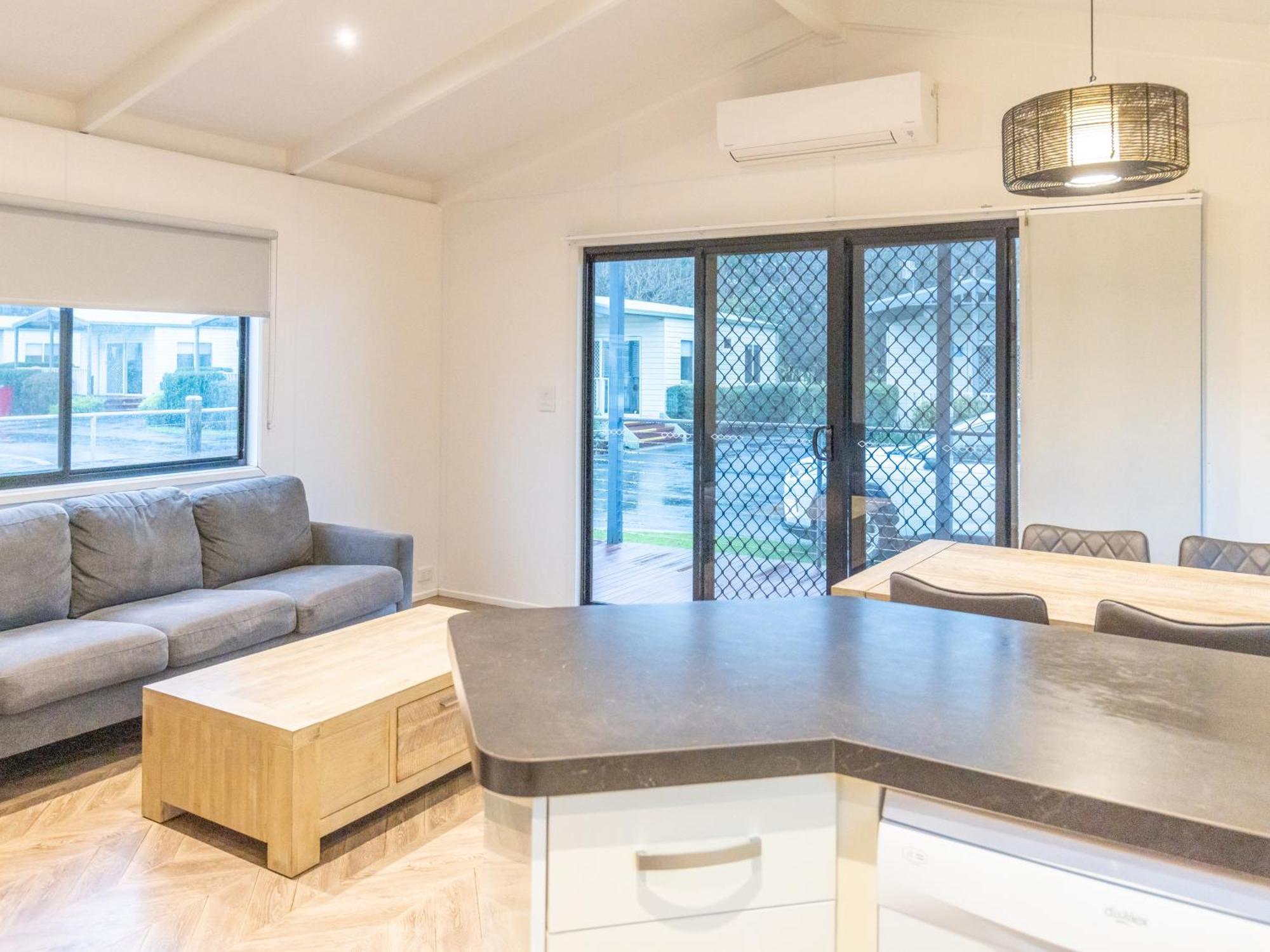 Nrma Warrnambool Riverside Holiday Park ห้อง รูปภาพ