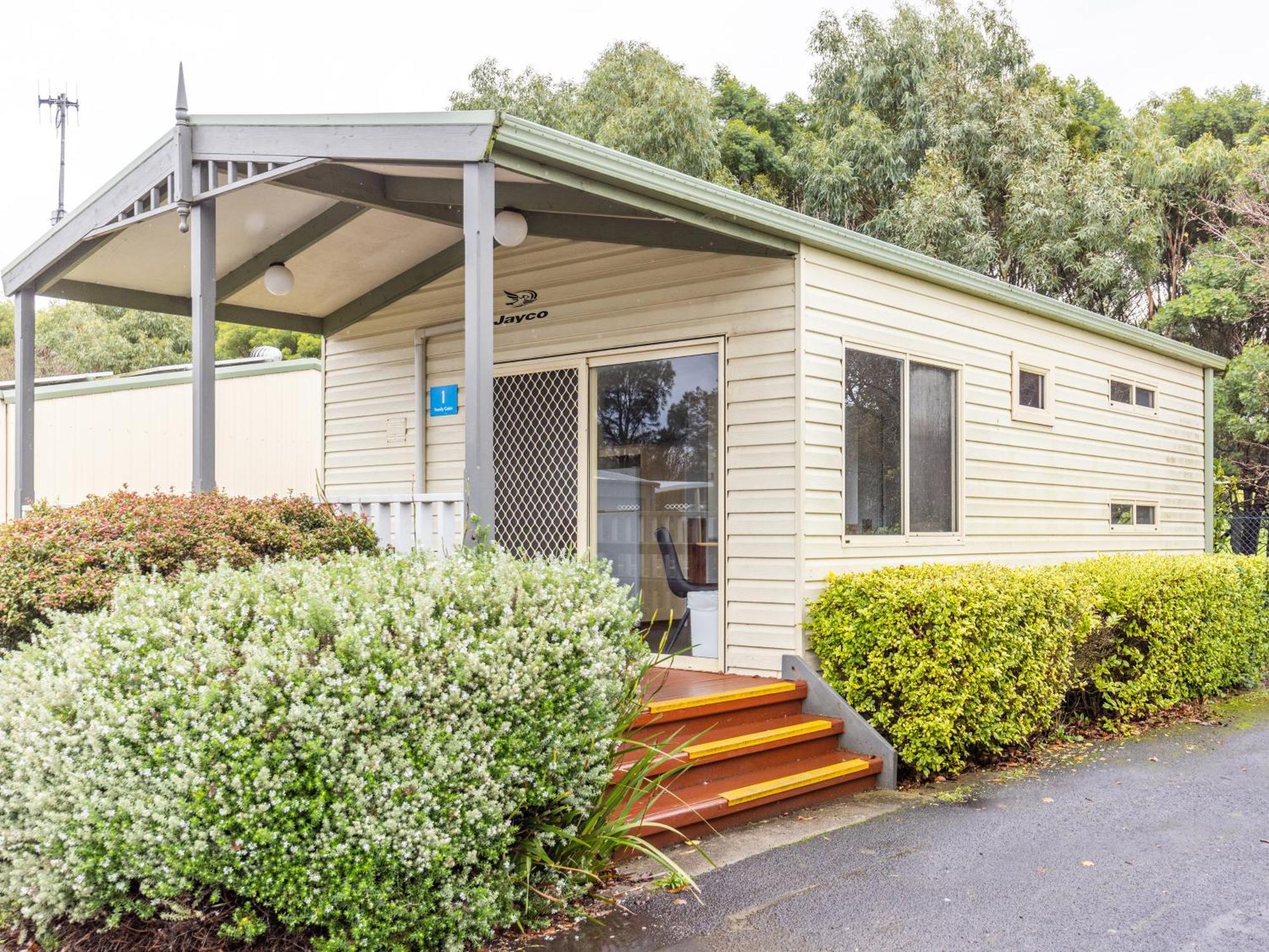 Nrma Warrnambool Riverside Holiday Park ห้อง รูปภาพ