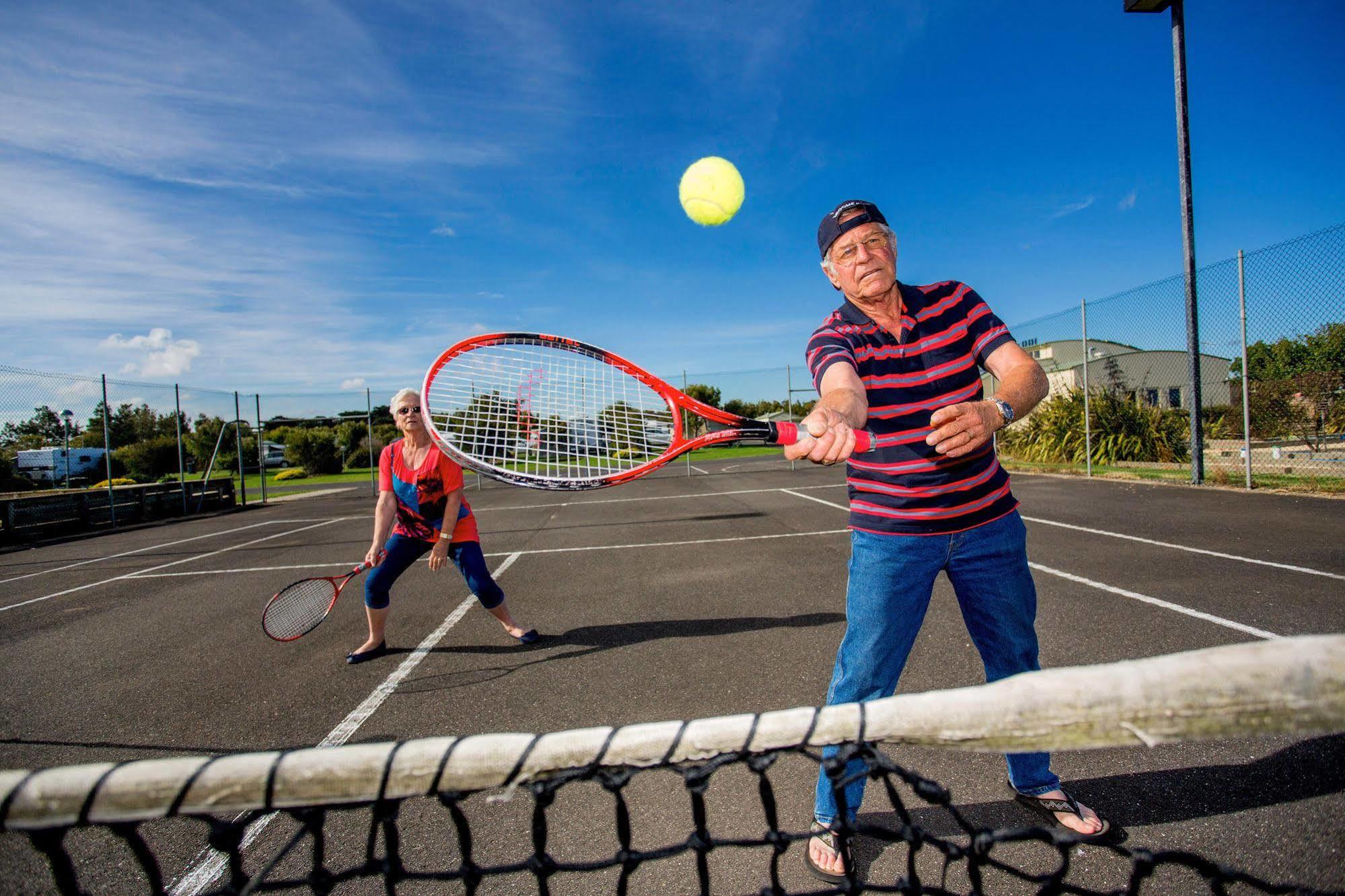 Nrma Warrnambool Riverside Holiday Park ภายนอก รูปภาพ
